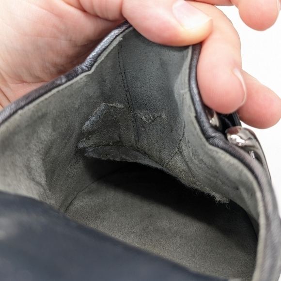 Stuart Weitzman black snakeskin pattern mule slip on heel 9.5 - Picture 10 of 12